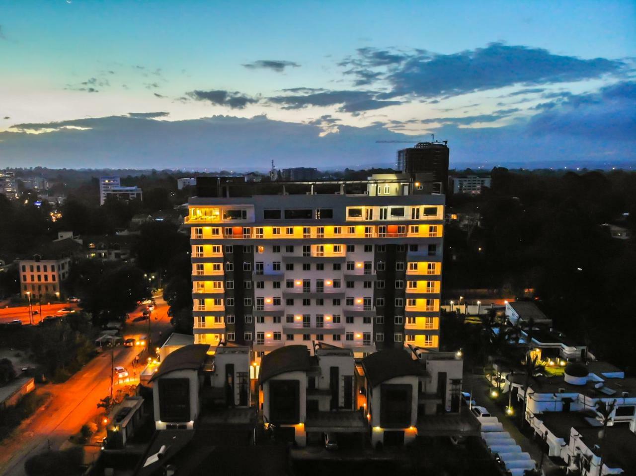 Glam Hotel Nairobi Buitenkant foto